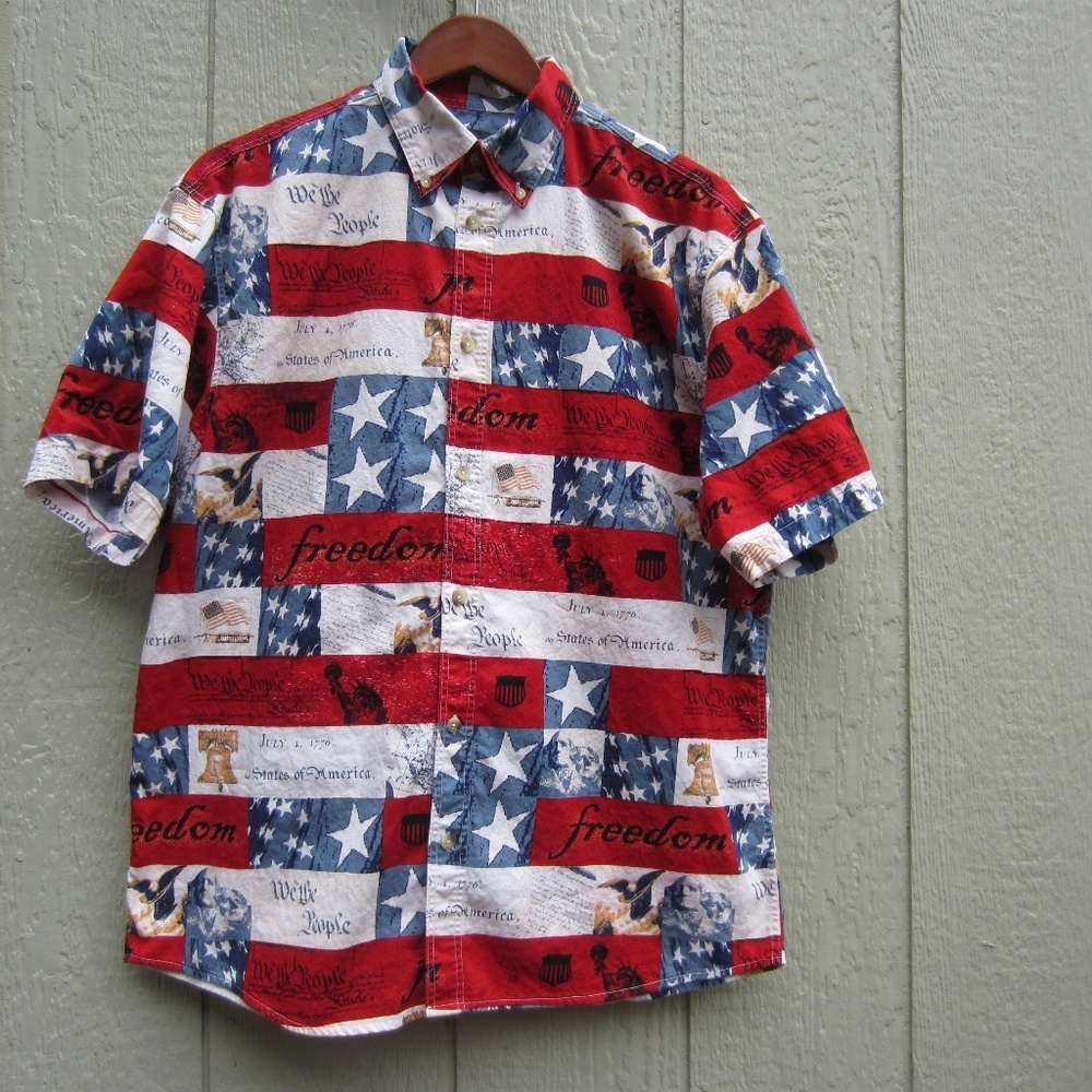 Cotton Traders Sport Patriotic Button Down‎ Shirt Men's M short sleeves USA Flag